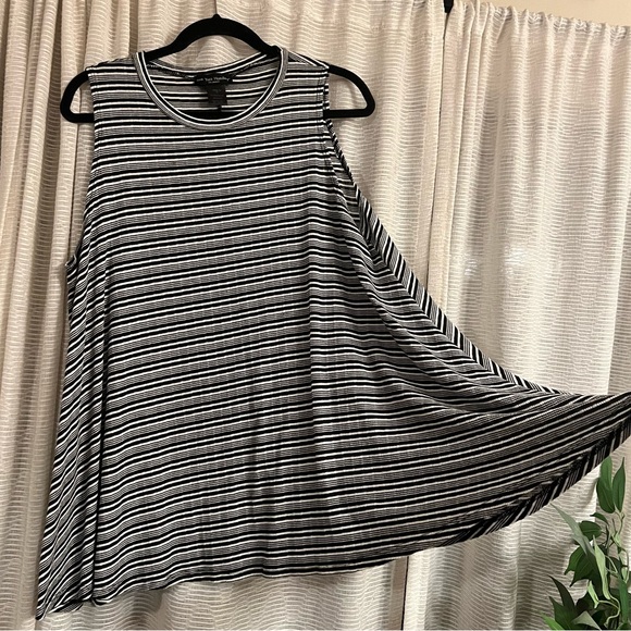 See You Monday Long Striped Trapeze Tank - Picture 2 of 5